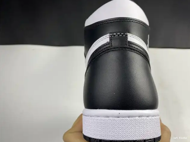 1st Kicks (2014) Black 555088-010 Air Retro Jordan 1 White 0602